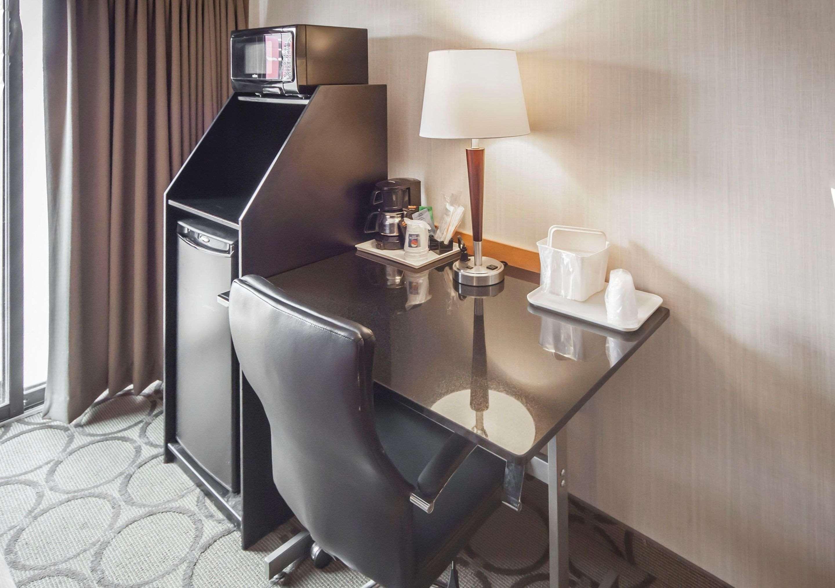 Comfort Inn West Edmonton Buitenkant foto