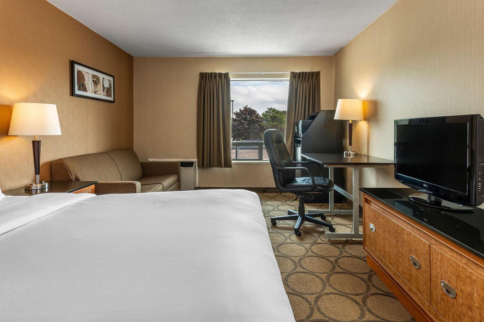Comfort Inn West Edmonton Buitenkant foto