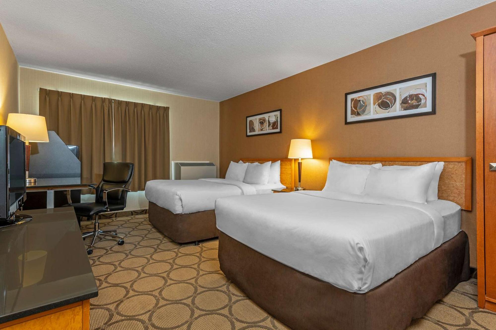 Comfort Inn West Edmonton Buitenkant foto