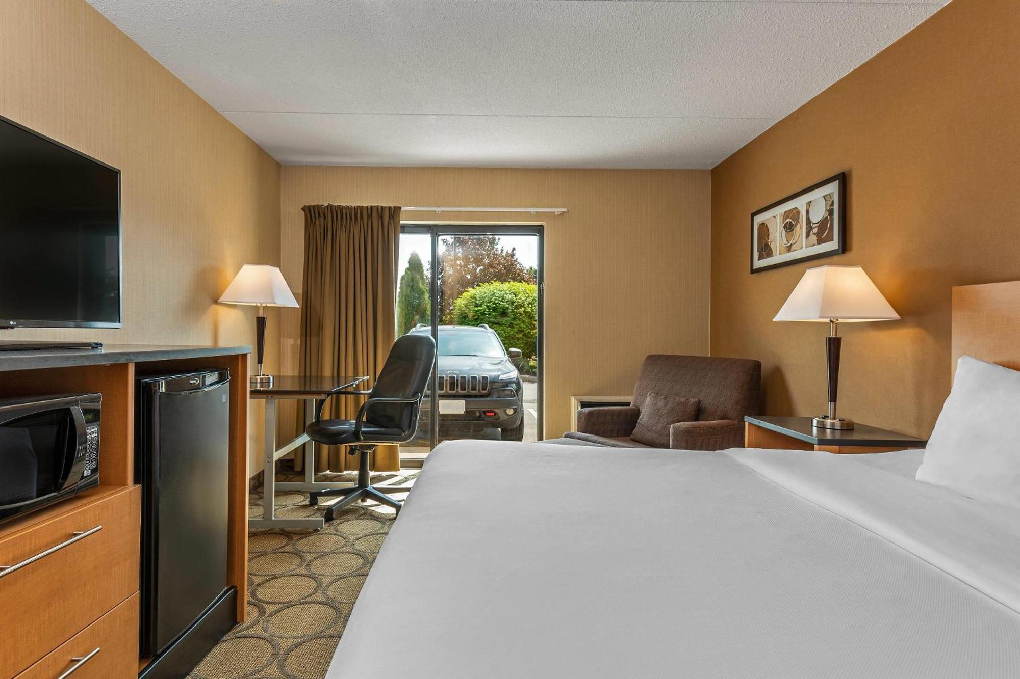 Comfort Inn West Edmonton Buitenkant foto